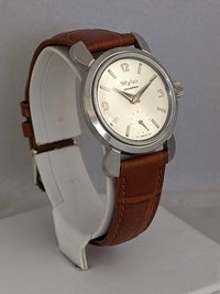 Vintage 1960s Wyler Watch with Crab Claw Lugs