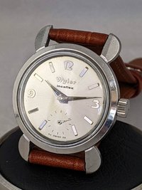 Vintage 1960s Wyler Watch with Crab Claw Lugs