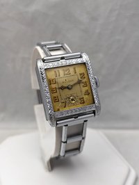 1928 Bulova Surrey Watch with Original Case