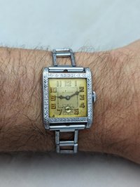 1928 Bulova Surrey Watch with Original Case