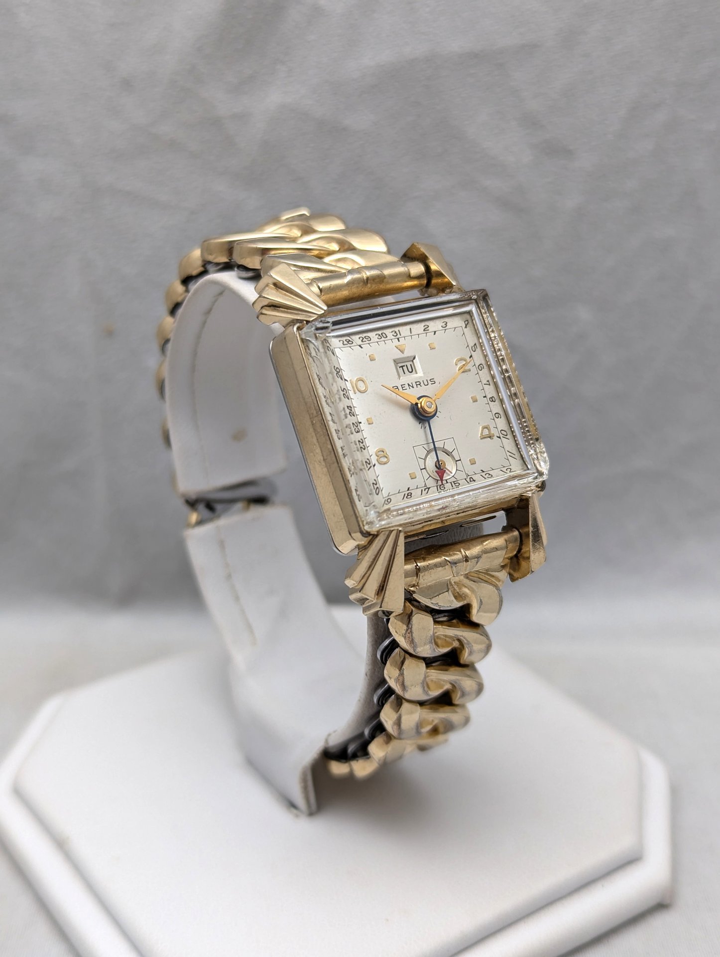 1950 Benrus Pointer Calendar Watch
