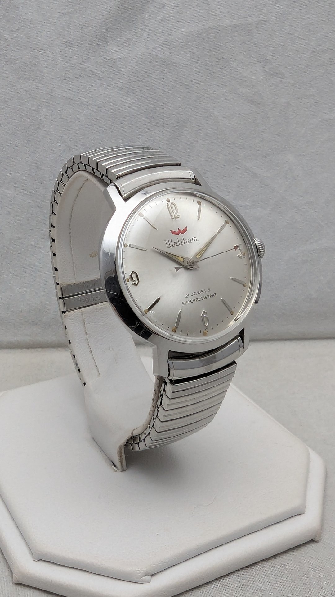1960's Waltham 21 Jewel Watch