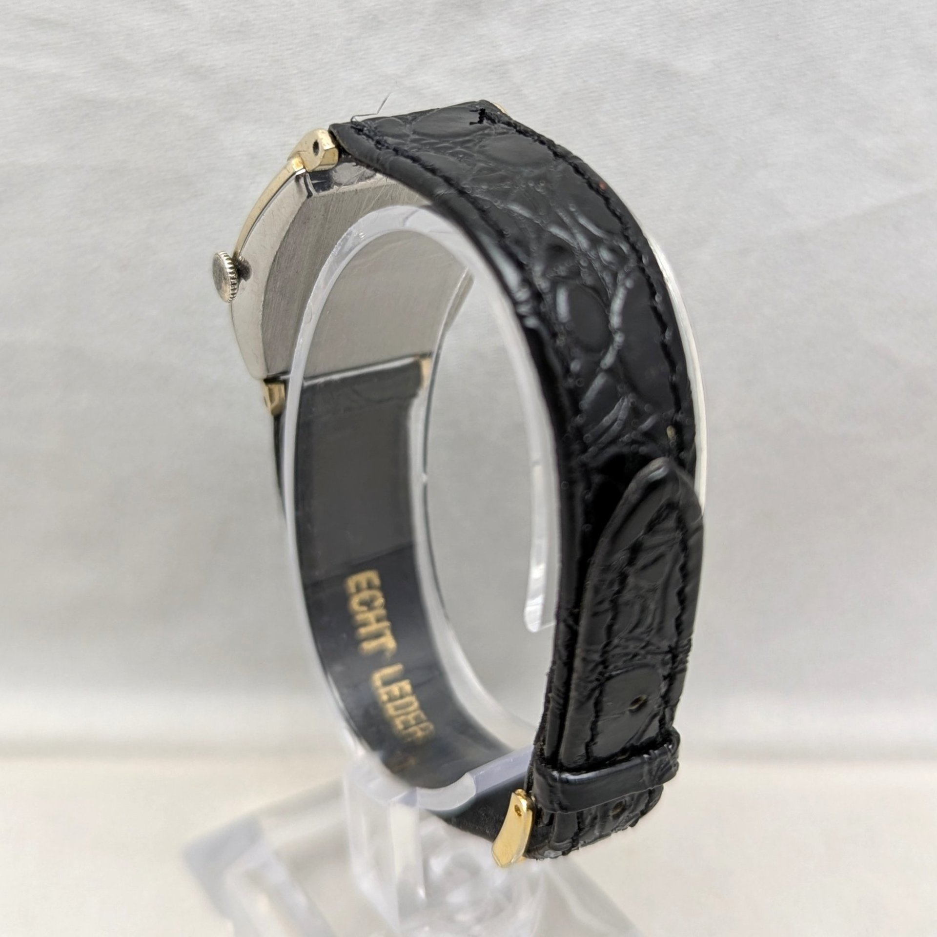 1950's Gruen Veri-Thin Tonneau Watch