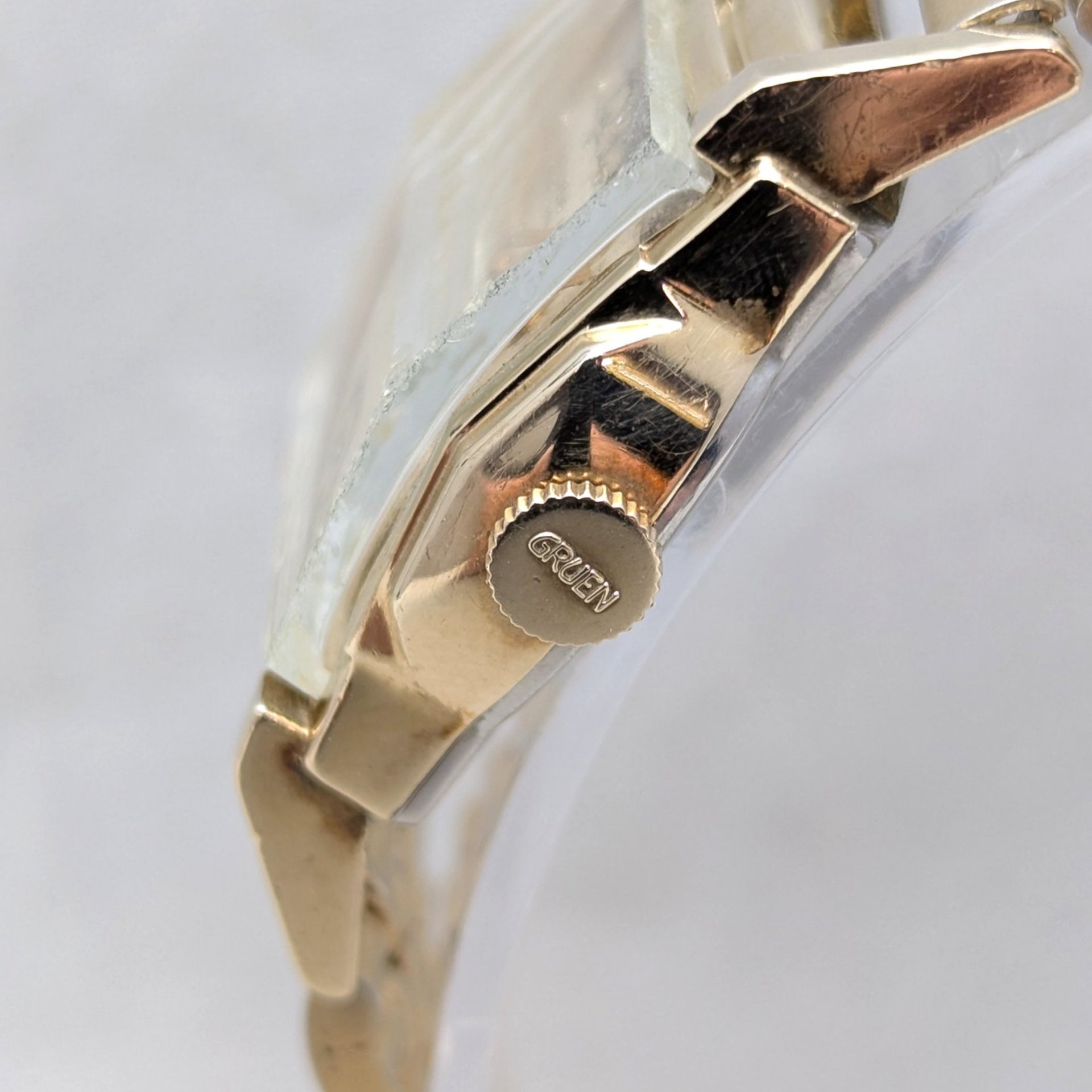 1940's Gruen Veri-Thin Watch