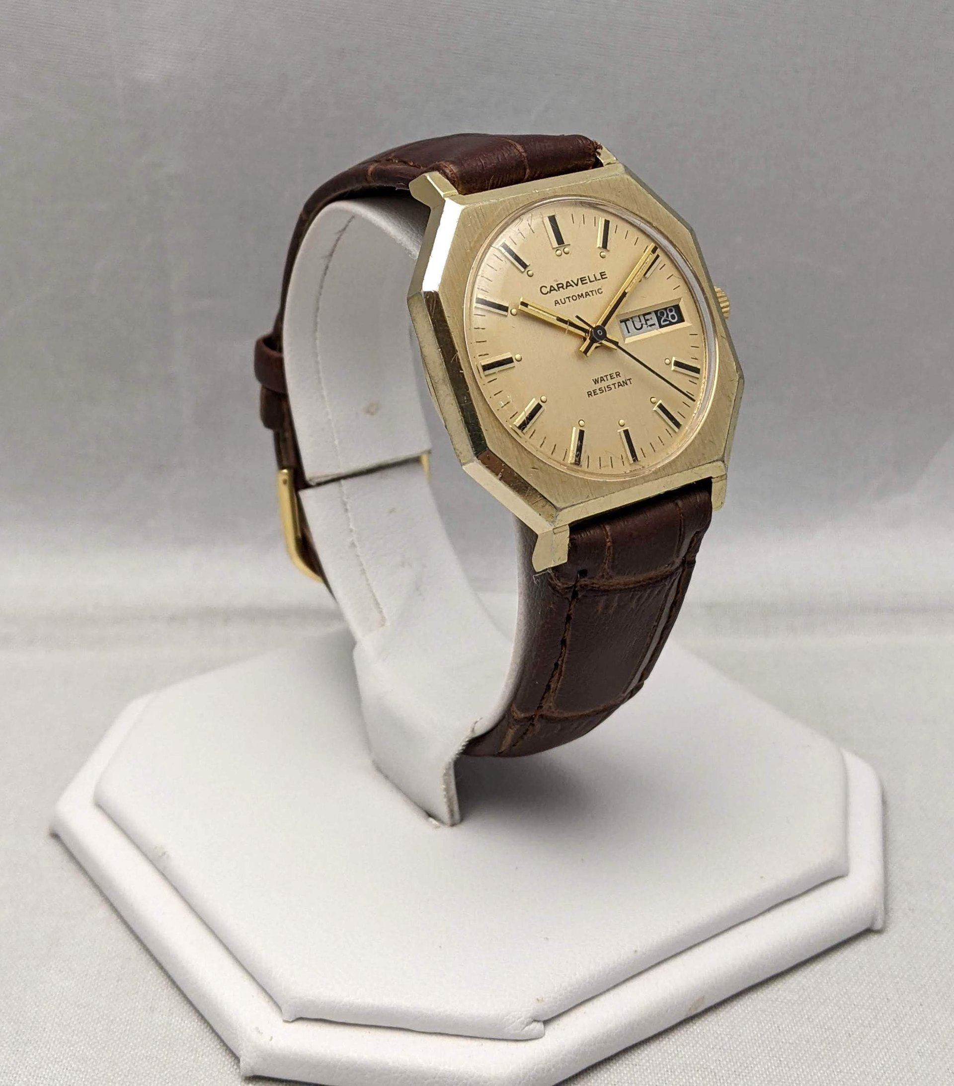 1974 Caravelle Automatic Calendar Watch