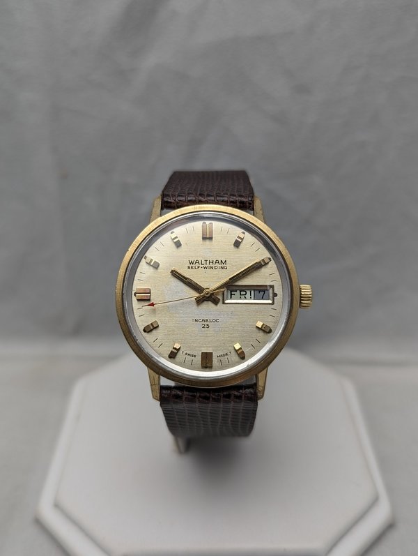 1970's Waltham 25 Jewel Automatic Watch
