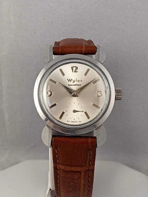 Vintage 1960s Wyler Watch with Crab Claw Lugs