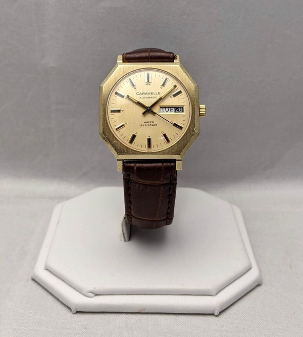 1974 Caravelle Automatic Calendar Watch